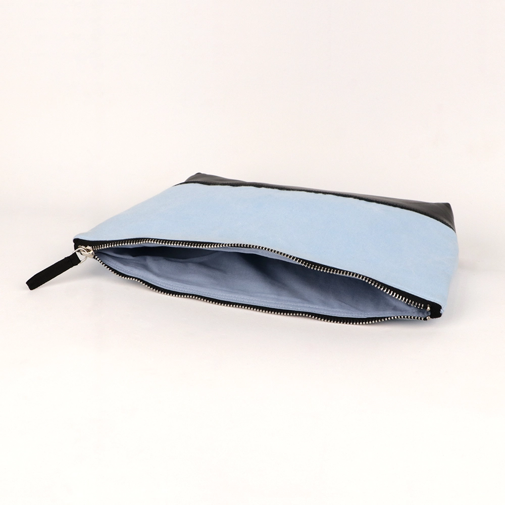 Canvas make-up bag for wholesale from Supreme Creations Canvas make up bag for wholesale from Supreme Creations