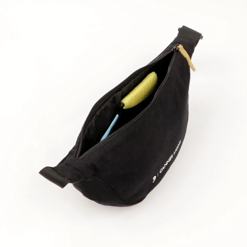 Sacs demi-lune à personnaliser en Nylon Recyclé5 Sacs demi lune a personnaliser en Nylon Recycle5