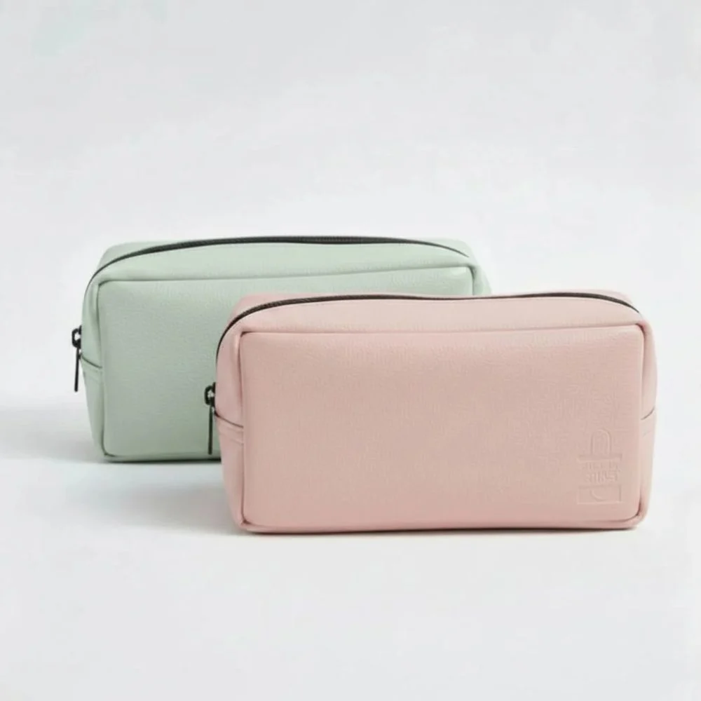 pink-green-vegan-leather-rectangular-pouch-bag sac-pochette-rectangulaire-en-cuir-végan-rose-et-vert